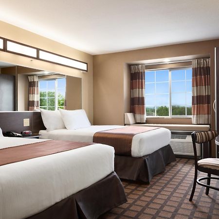 Microtel Inn & Suites By Wyndham Midland Eksteriør bilde