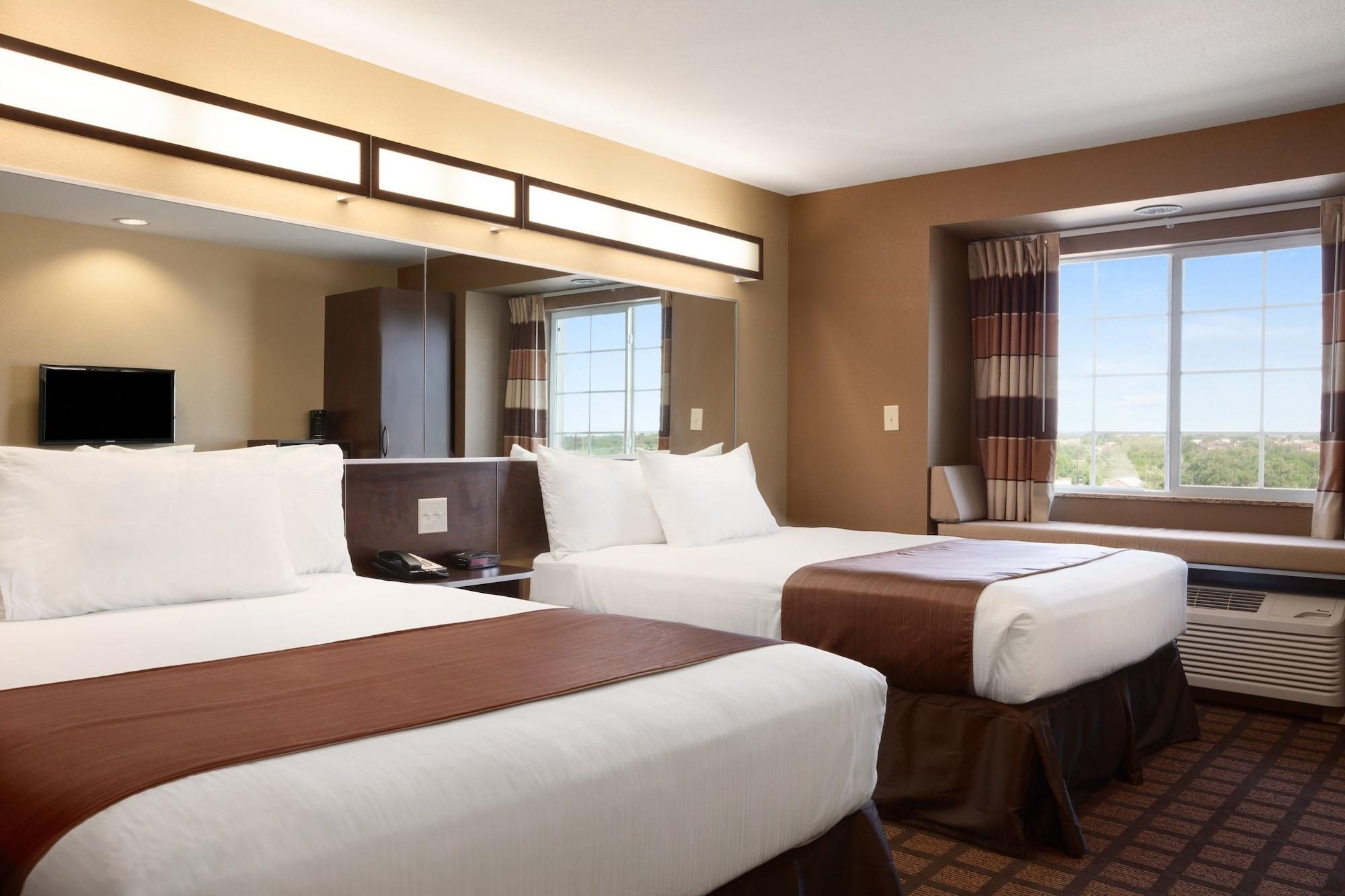 Microtel Inn & Suites By Wyndham Midland Eksteriør bilde