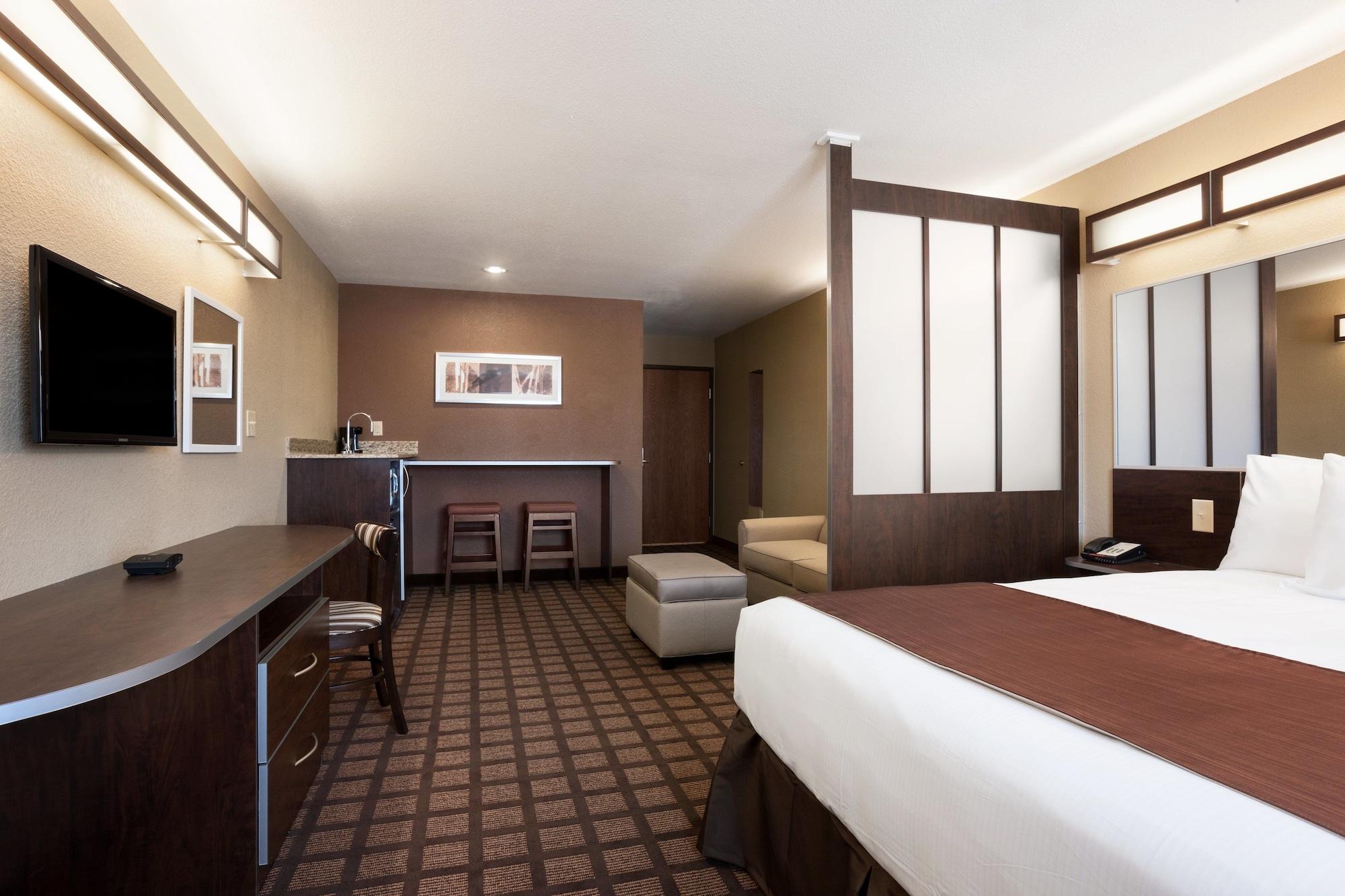 Microtel Inn & Suites By Wyndham Midland Eksteriør bilde